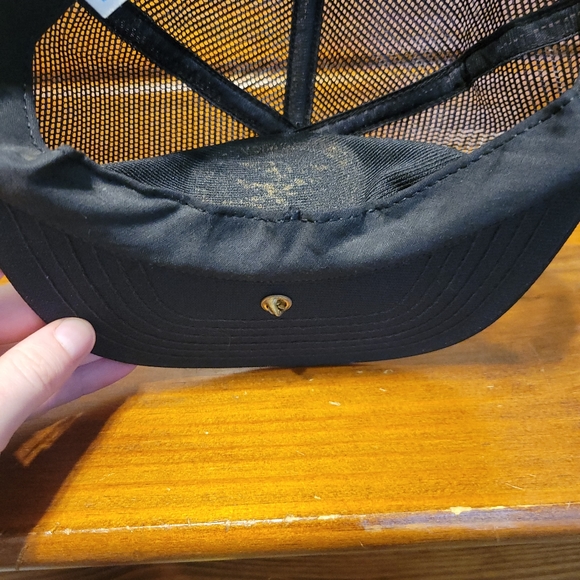 Vintage NRA Snap Back Trucker Hat with Vintage NRA pin attached - Picture 4 of 5